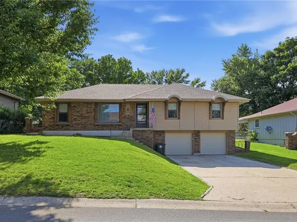 16512 Spring Valley Rd, Belton, MO 64012