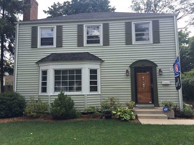 1st image of 1524 E Madison St