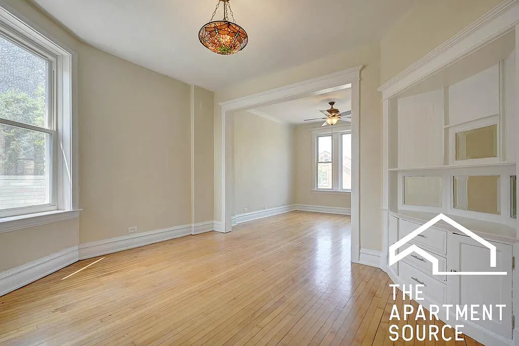 2241 West 21st Street #2 — Photo 3