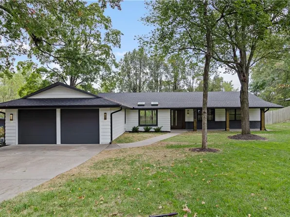 3201 W 98th St, Overland Park, KS 66206