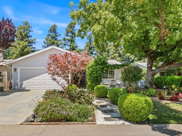 8645 Prairiewoods Dr, Sacramento, CA 95828