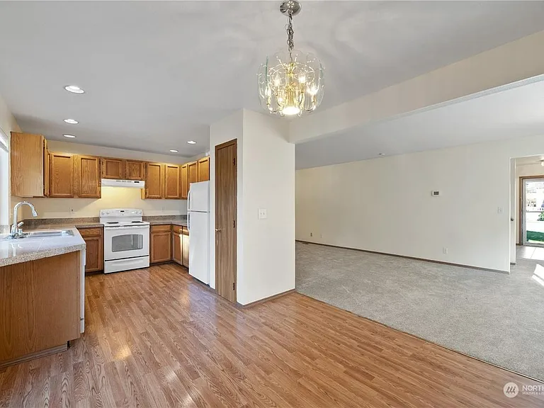912 137th St SW — Photo 7