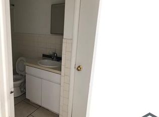 1832 E 138th Ave, Tampa, FL 33613