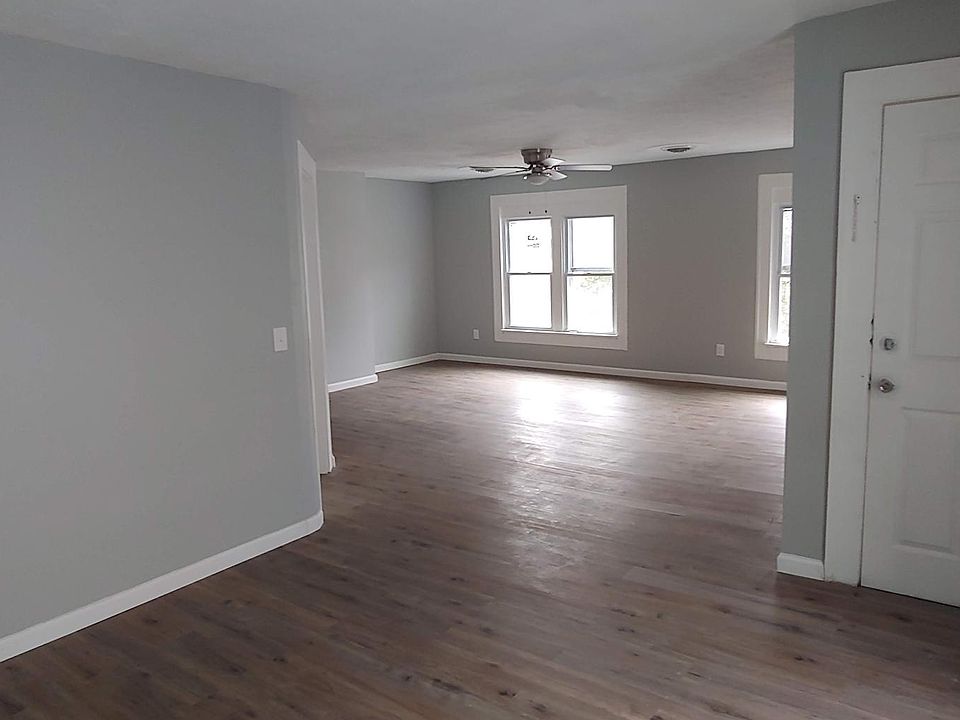 1st image of 1637 Holmden Ave #2