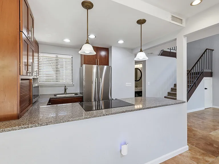 1401 Hood Rd — Photo 10