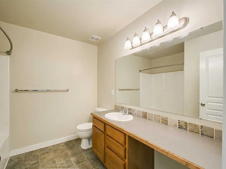 3864 S Picasso Ave — Photo 14