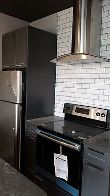 Rented by Space Link Realty | media 2