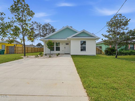 3rd image of 206 Lantana St