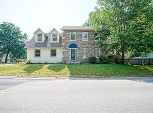 1527 S Highland Ave, Bloomington, IN 47401
