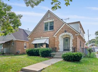 3557 S 14th St, Milwaukee, WI 53221