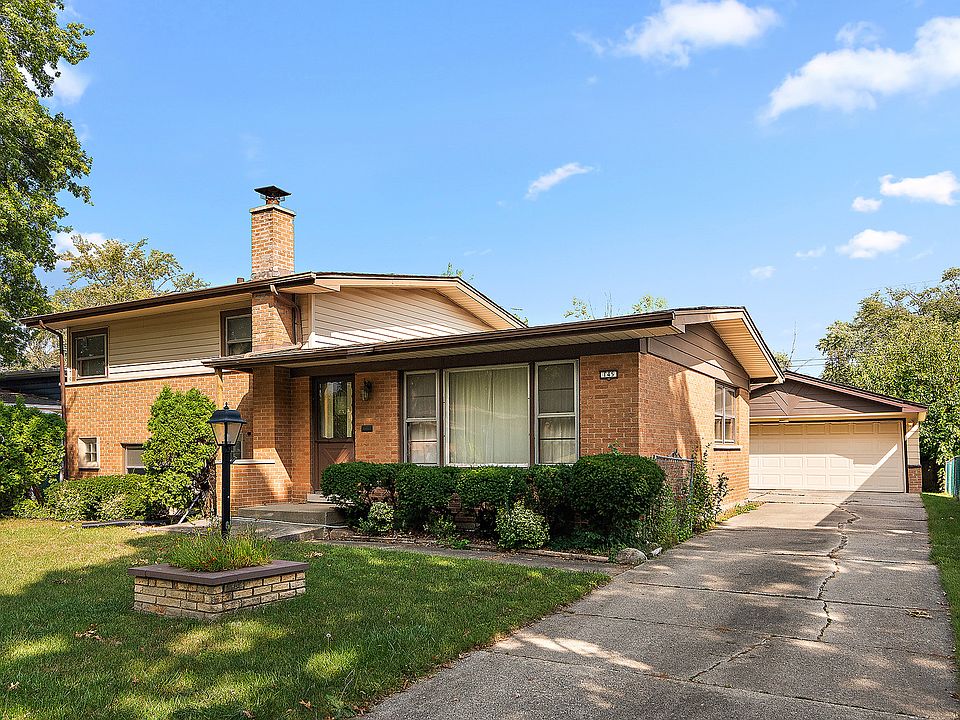 2nd image of 145 Sherry Ln