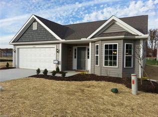 27296 Emerald Oval N, Olmsted Twp, OH 44138