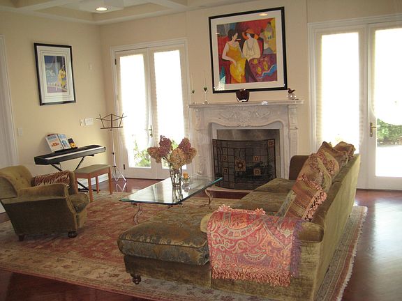 4th image of 411 Beverly Dr