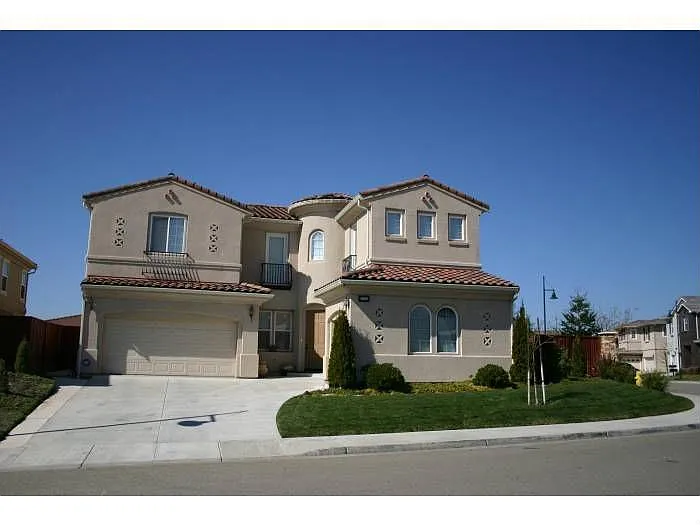 5338 Hazeltine Ln photo 1
