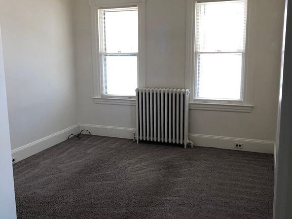 3rd image of 201 Taylor Ave #B