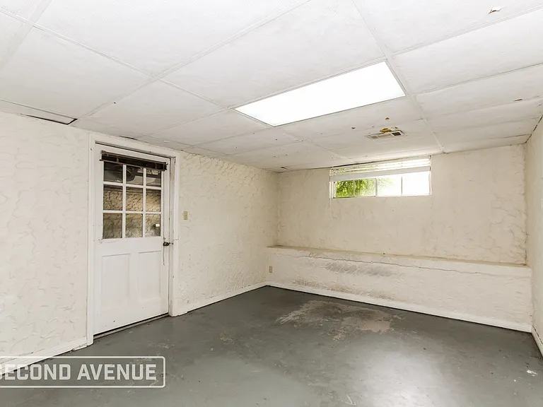 140 Curren St SE — Photo 17