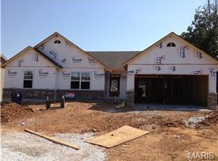 1405 Tree Stump Dr, Wentzville, MO 63385