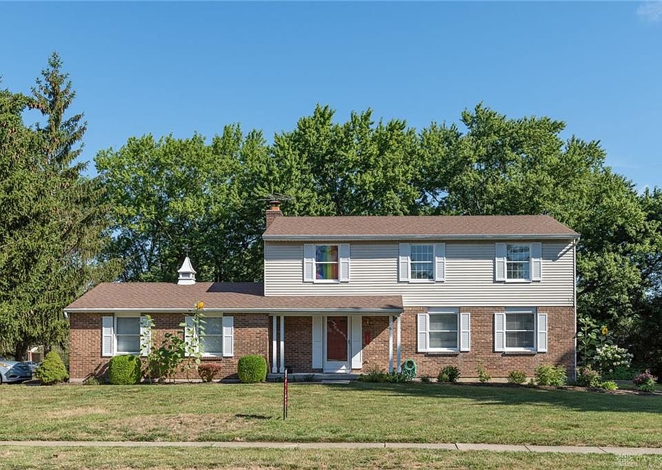 1st image of 351 Roselake Dr
