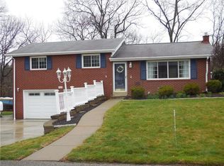 155 Crandon Cir, Beaver, PA 15009