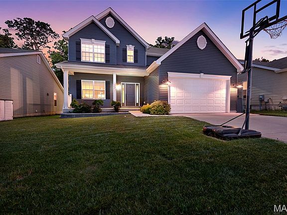 4th image of 612 Furlong Ct