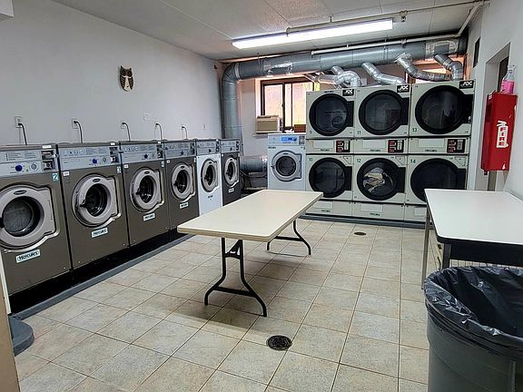 3rd image of 143-51 Roosevelt Ave #3F