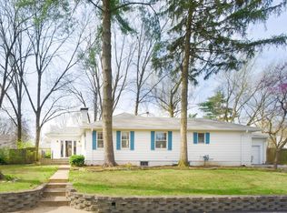 10 Highland Pl, Saint Louis, MO 63122