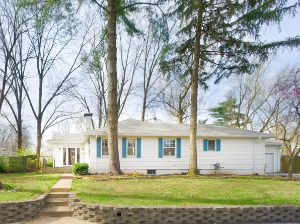 10 Highland Pl, Saint Louis, MO 63122