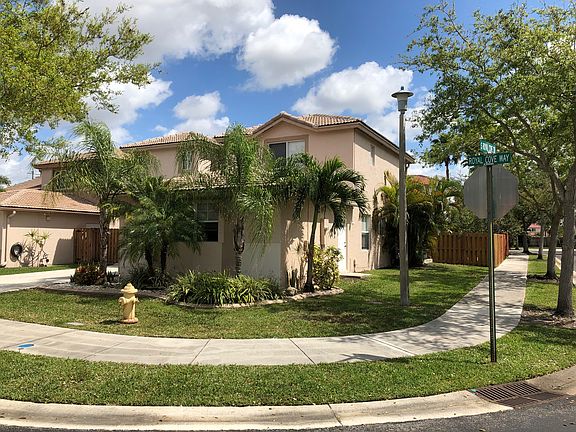 4th image of 464 Royal Cove Way
