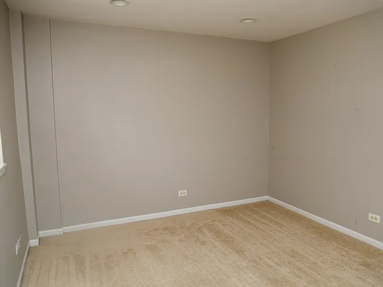 217 Comstock Dr — Photo 12