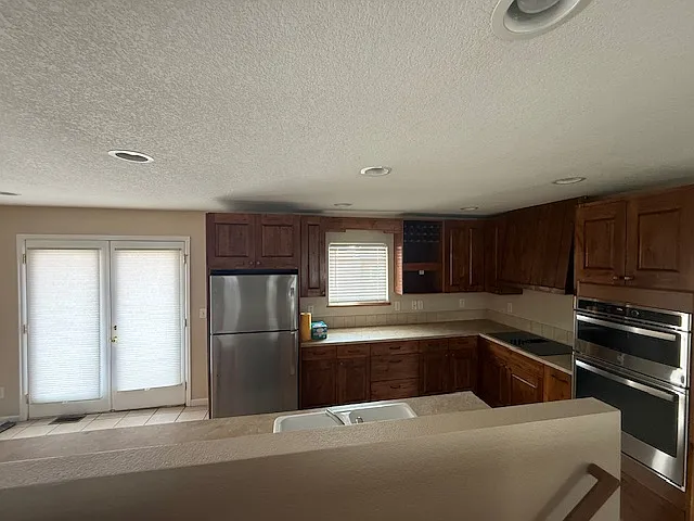 510 Locust St — Photo 8