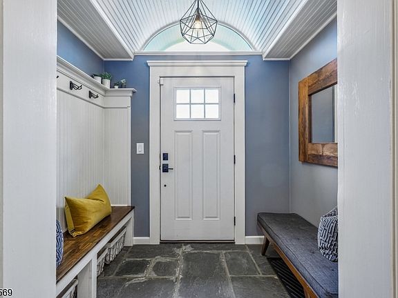 4th image of 23 Mount Vernon Rd