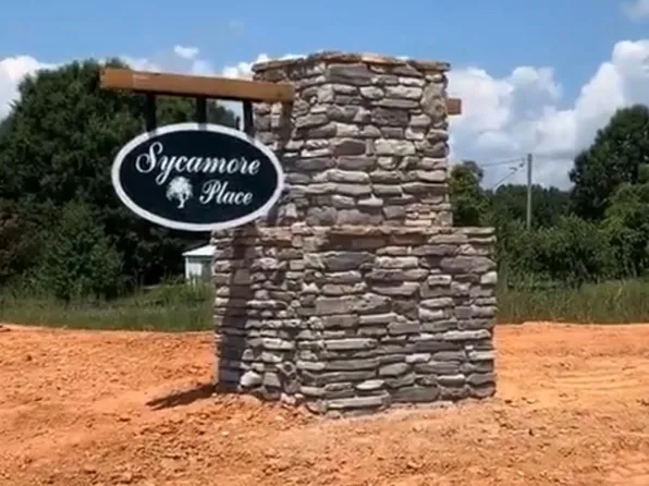 270 Dyna Dr, Lexington, NC 27295