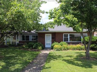 203 25th St, Dunbar, WV 25064