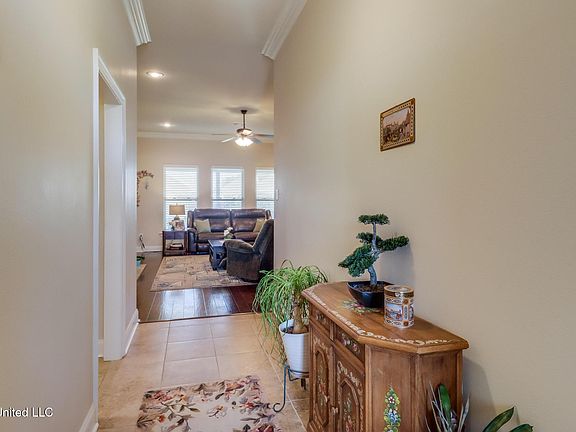 4th image of 7559 Alex Ct