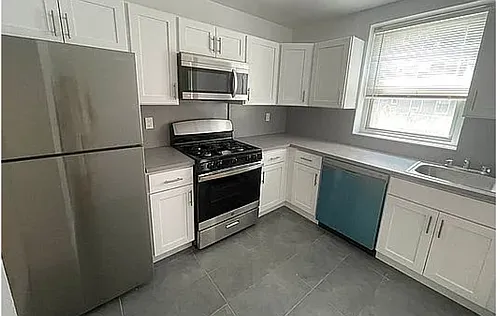 17810 Wexford Ter #2E Photo 1
