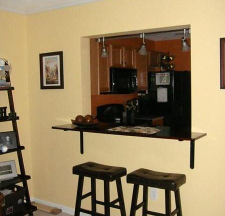 4th image of 156 Gretchen Ct