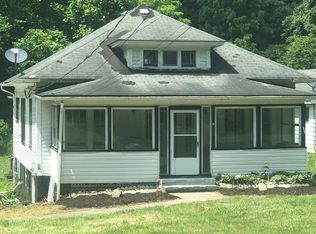1041 Old Princeton Rd, Bluefield, WV 24701