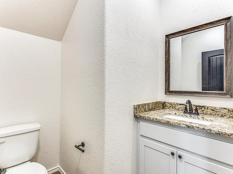 112 Dealva Ct — Photo 11