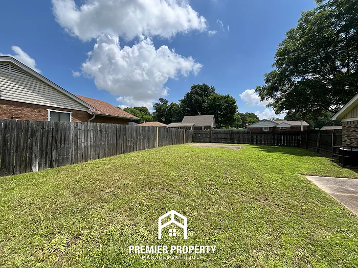 3210 Morningview Dr — Photo 18