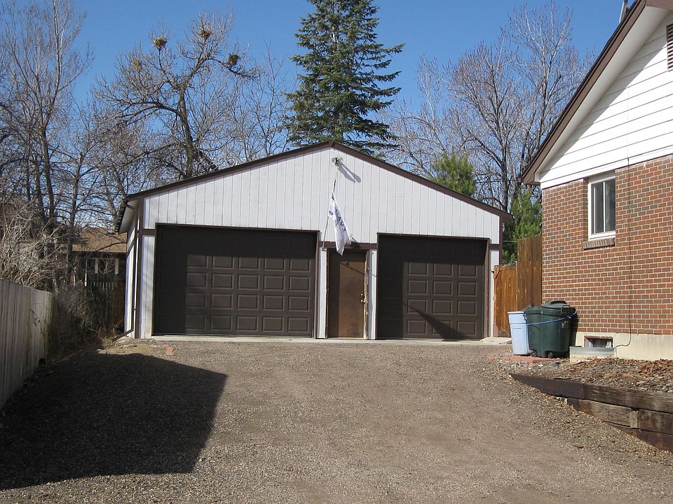 2nd image of 10789 Roseanna Dr