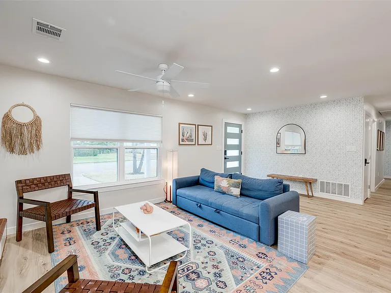 2516 Friar Tuck Ln — Photo 16