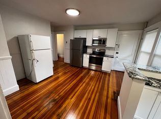 6 Glendale St #L, Salem, MA 01970