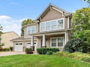 6018 Waters Ridge Ct, Kalamazoo, MI 49009