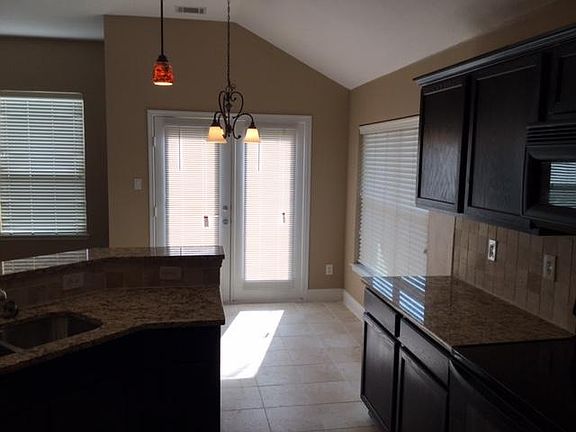 5th image of 4508 Sunmeadow Ln