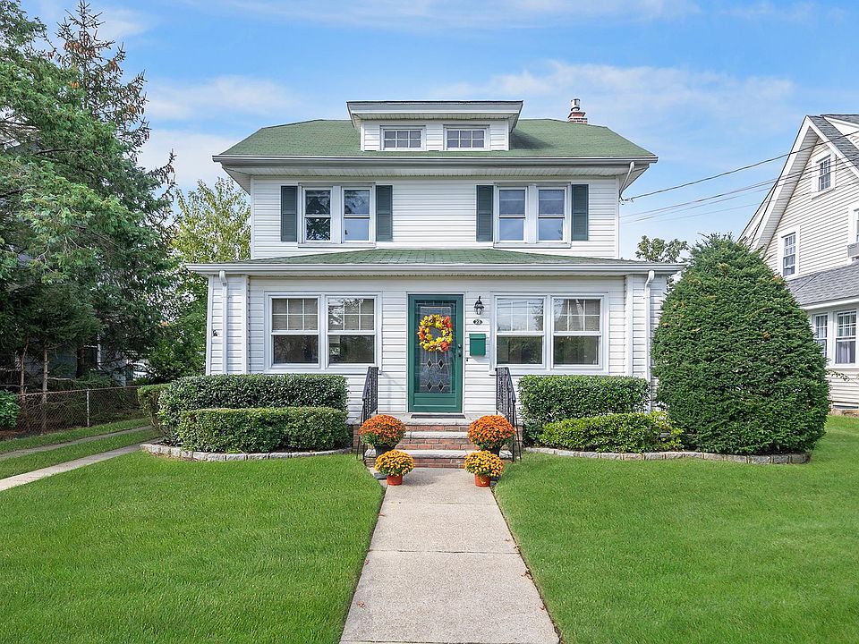 1st image of 23 Grace Ave