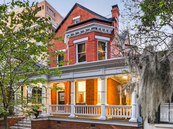 106 E Harris Street, Savannah, GA 31401