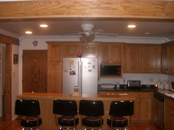 4th image of 213 Merrymont Dr