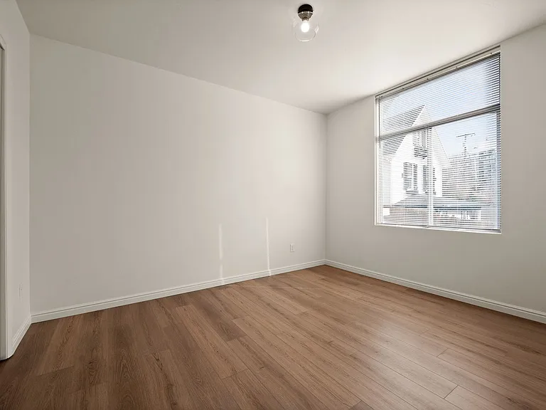 277 N St — Photo 20