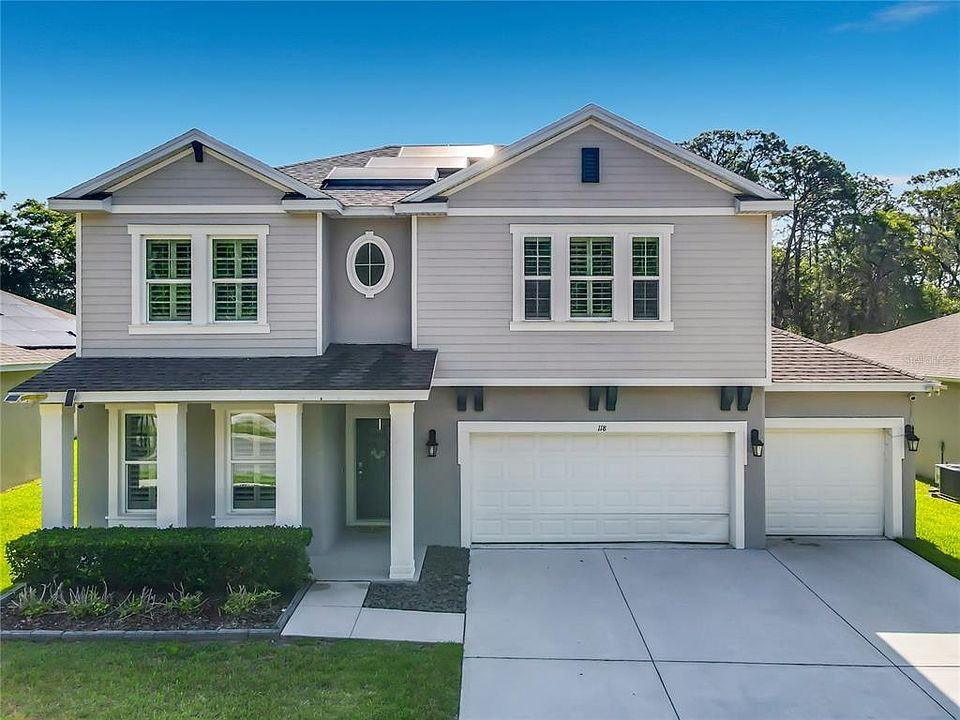 1st image of 118 VICTORIA OAKS BOULEVARD