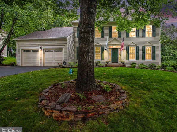 15452 Cagney Ct, Woodbridge, VA 22193